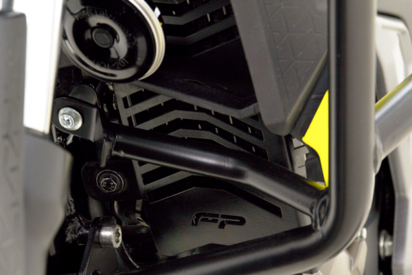 Protector Radiador Fire Parts  Suzuki VSTROM 250SX - Image 2